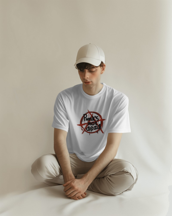 Punk's Not Dead Round Neck T-shirt - Image 6